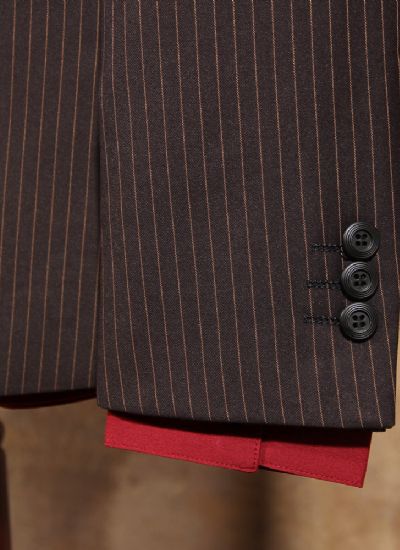  英倫紳士咖色條紋單排兩粒扣修身西裝外套 男士商務(wù)西服