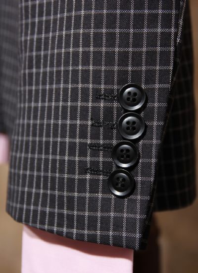  英倫復古黑格單排兩?？勰惺啃奚砦餮b潮 雅痞西服外套 男