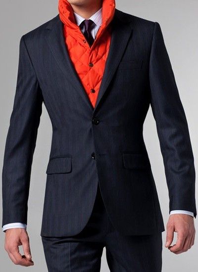 男士藏青色條紋商務(wù)西服